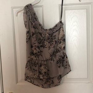 Size small one shoulder Jessica Simpson blouse